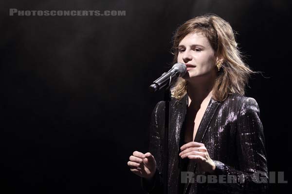 CHRISTINE AND THE QUEENS - 2013-11-10 - PARIS - La Cigale - 